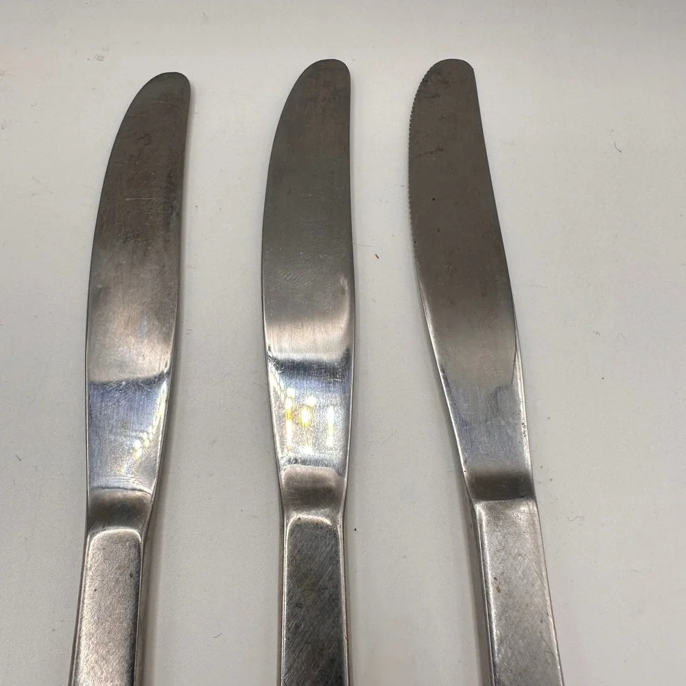 Oxford‎ Hall OXH3 Stainless Dinner Knives Rose Japan vintage Flatware Set of 3